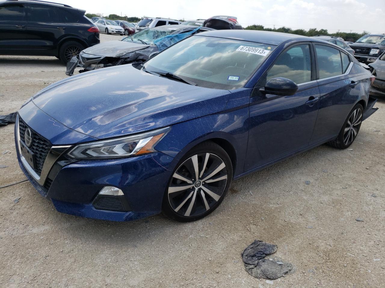 Nissan Altima 2020