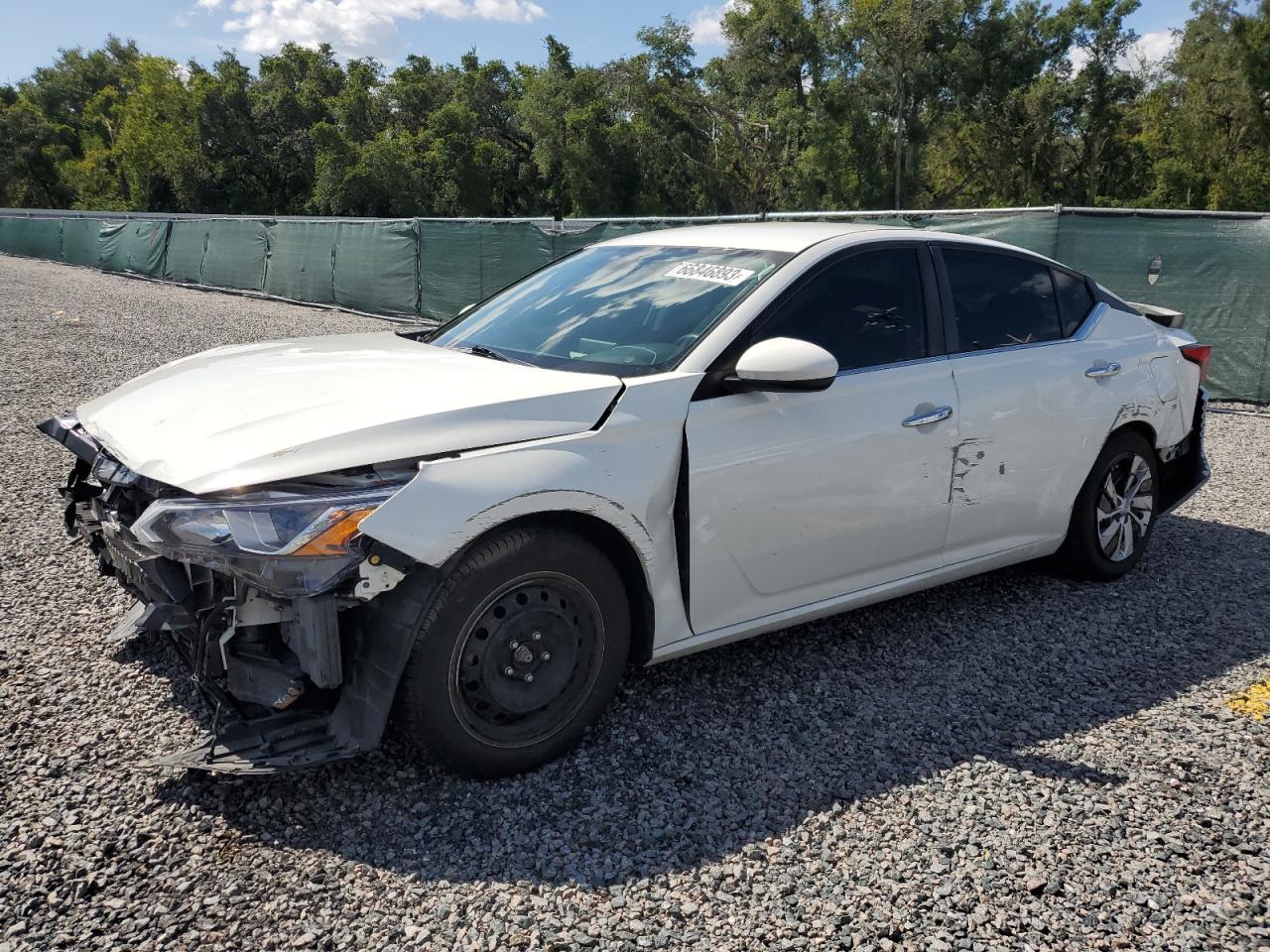Nissan Altima 2019