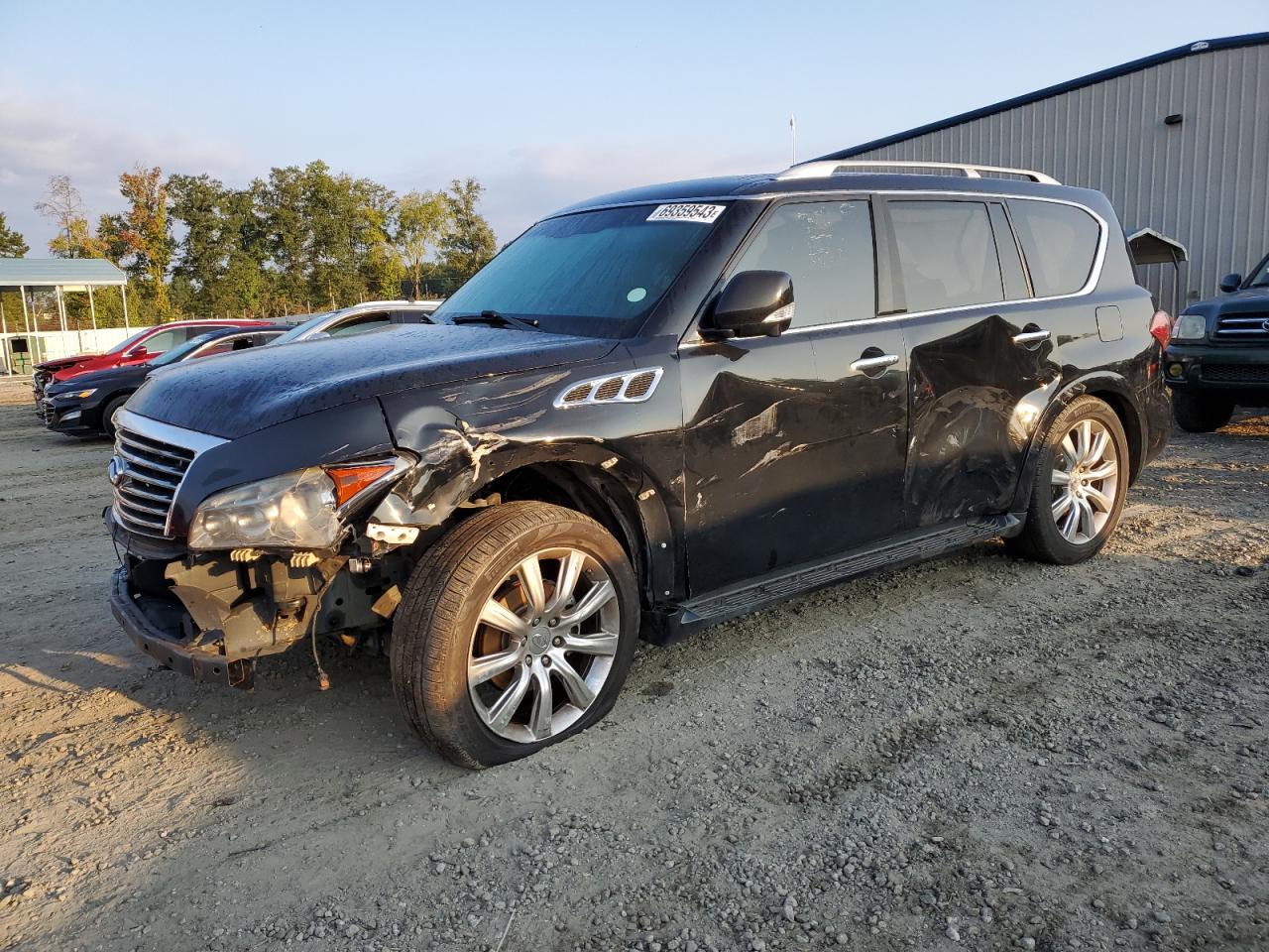 Infiniti Qx56 2011
