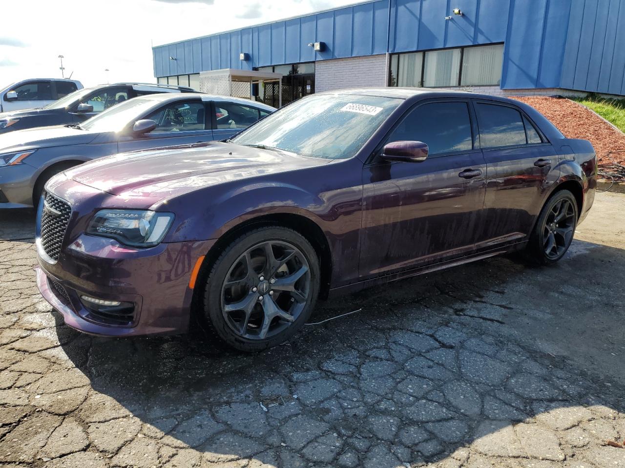 Chrysler 300 2021