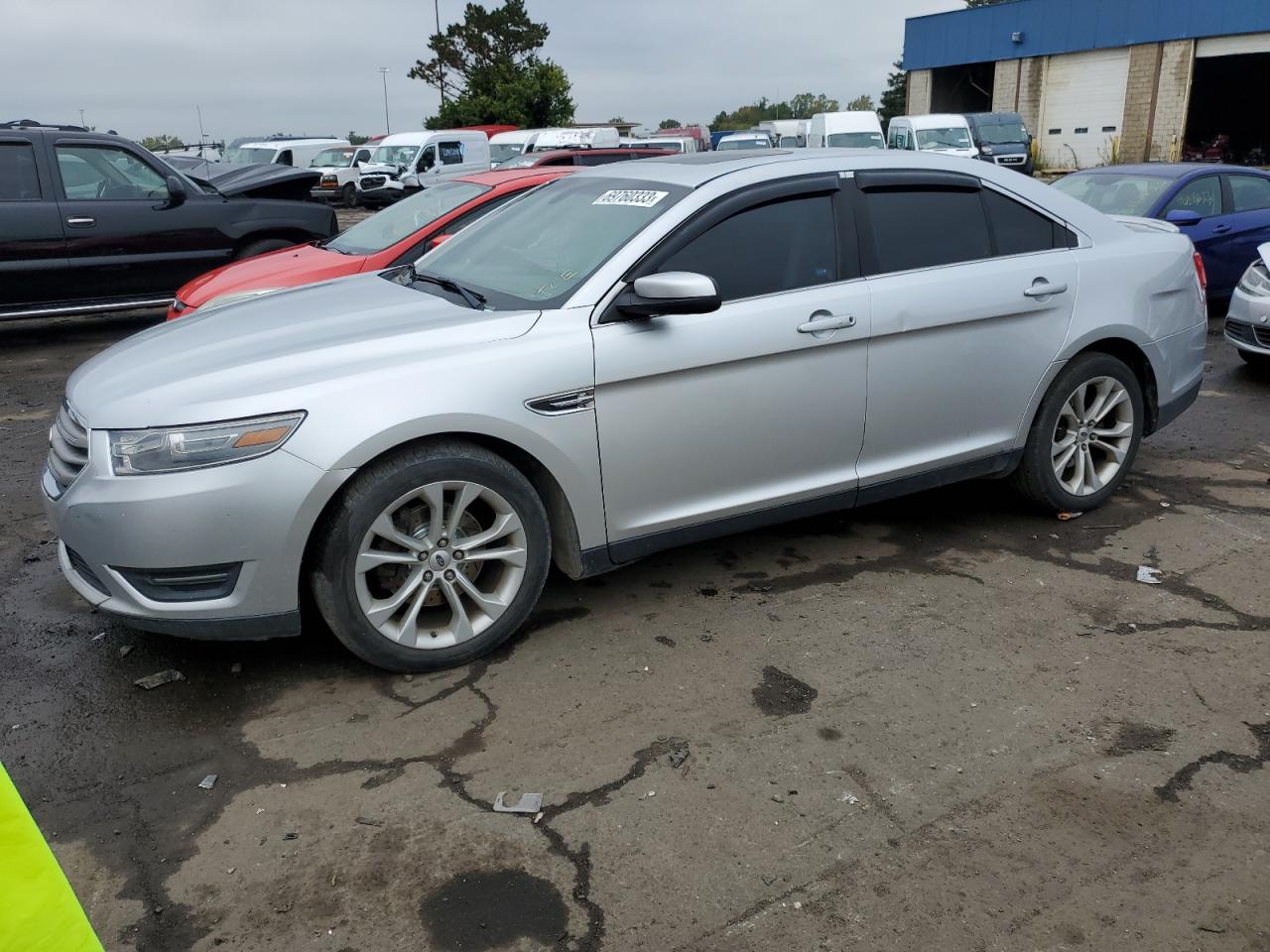 Ford Taurus 2013