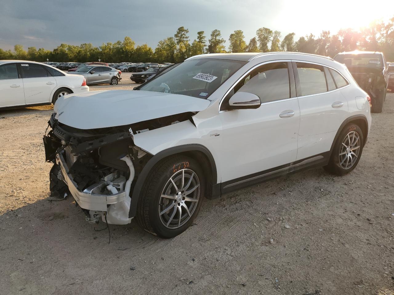 Mercedes-benz Gla-class 2022