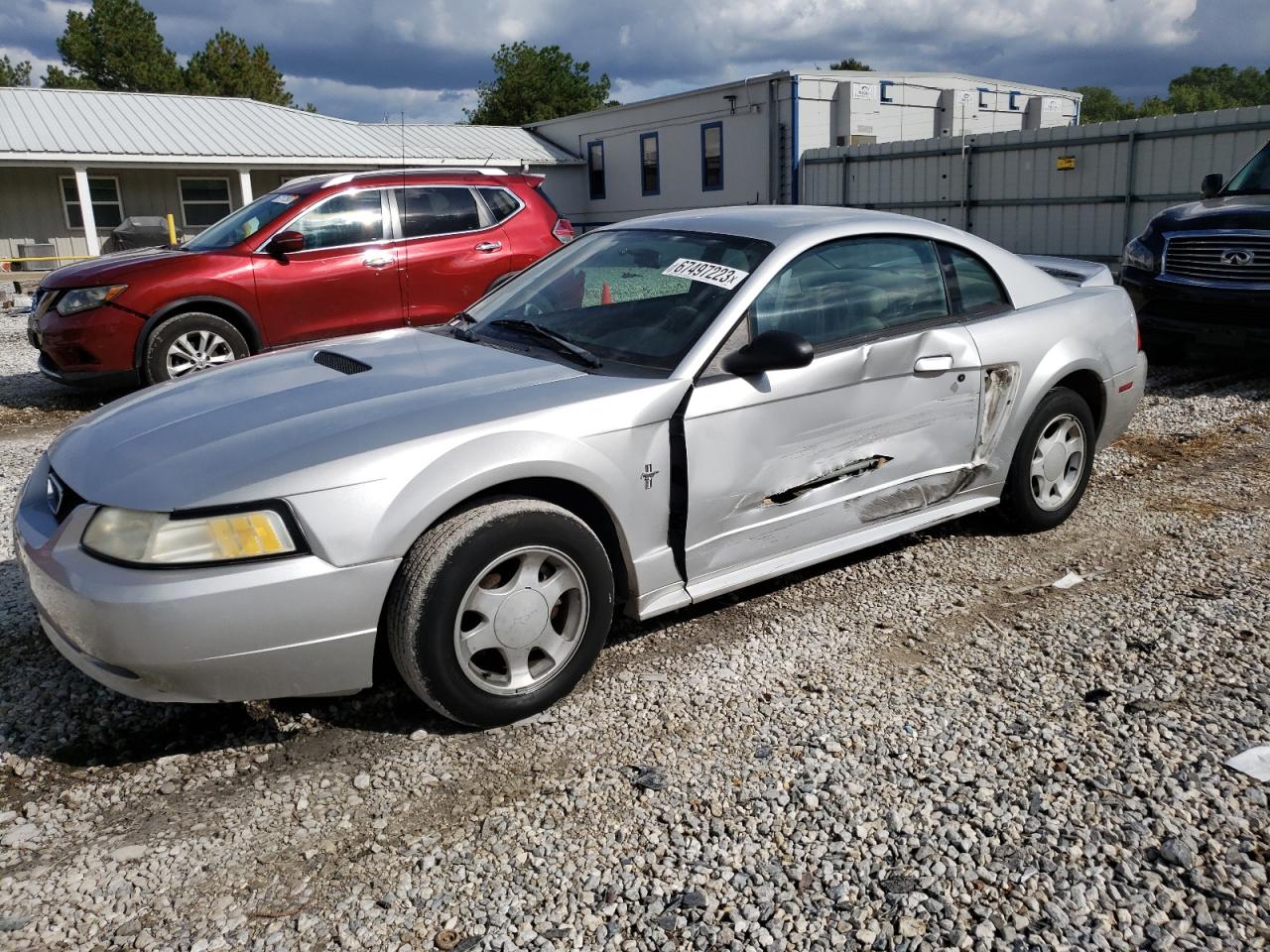Ford Mustang 2000