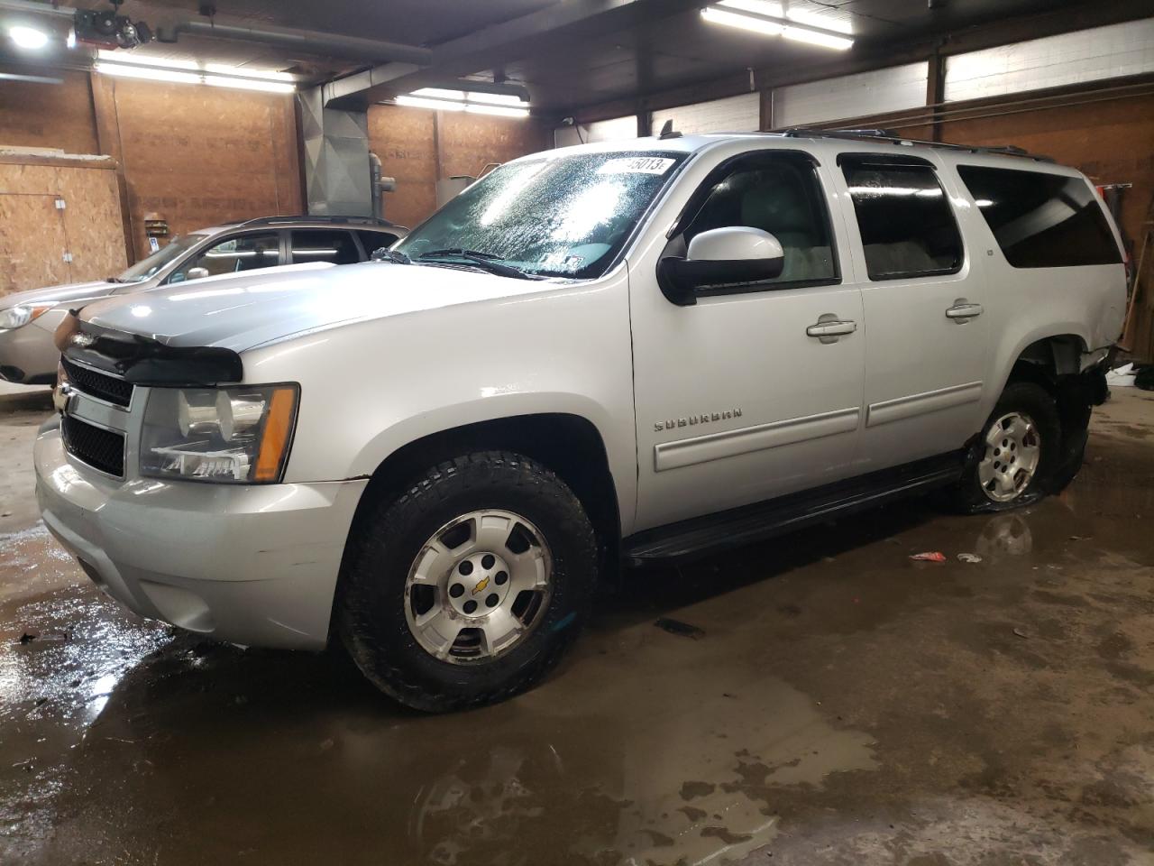 Chevrolet Suburban 2010