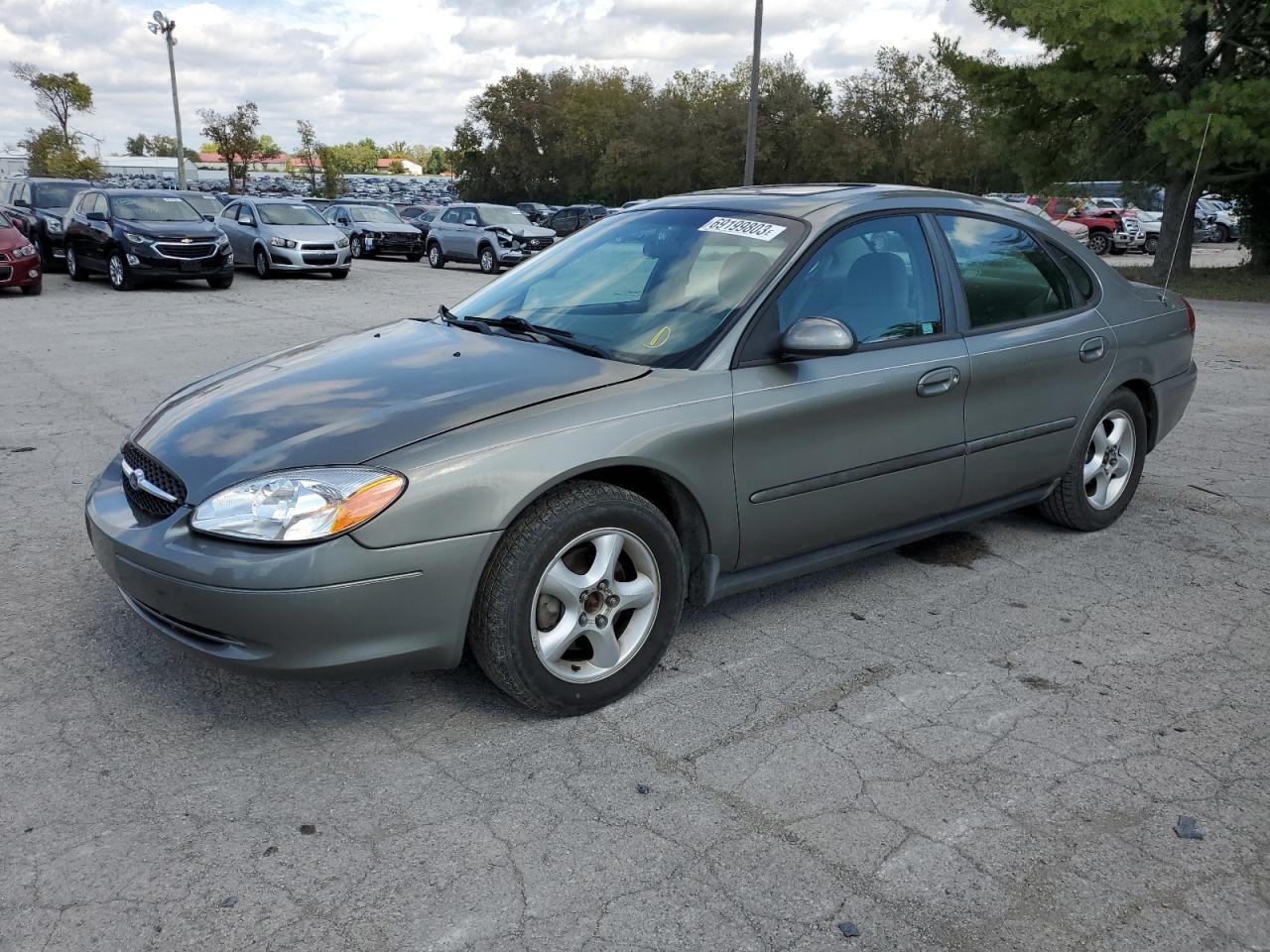 Ford Taurus 2001