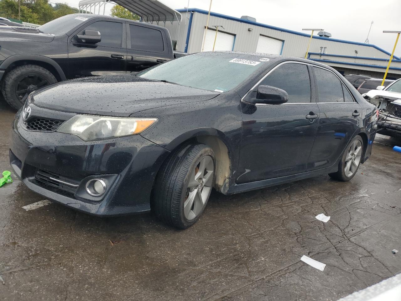 Toyota Camry 2014
