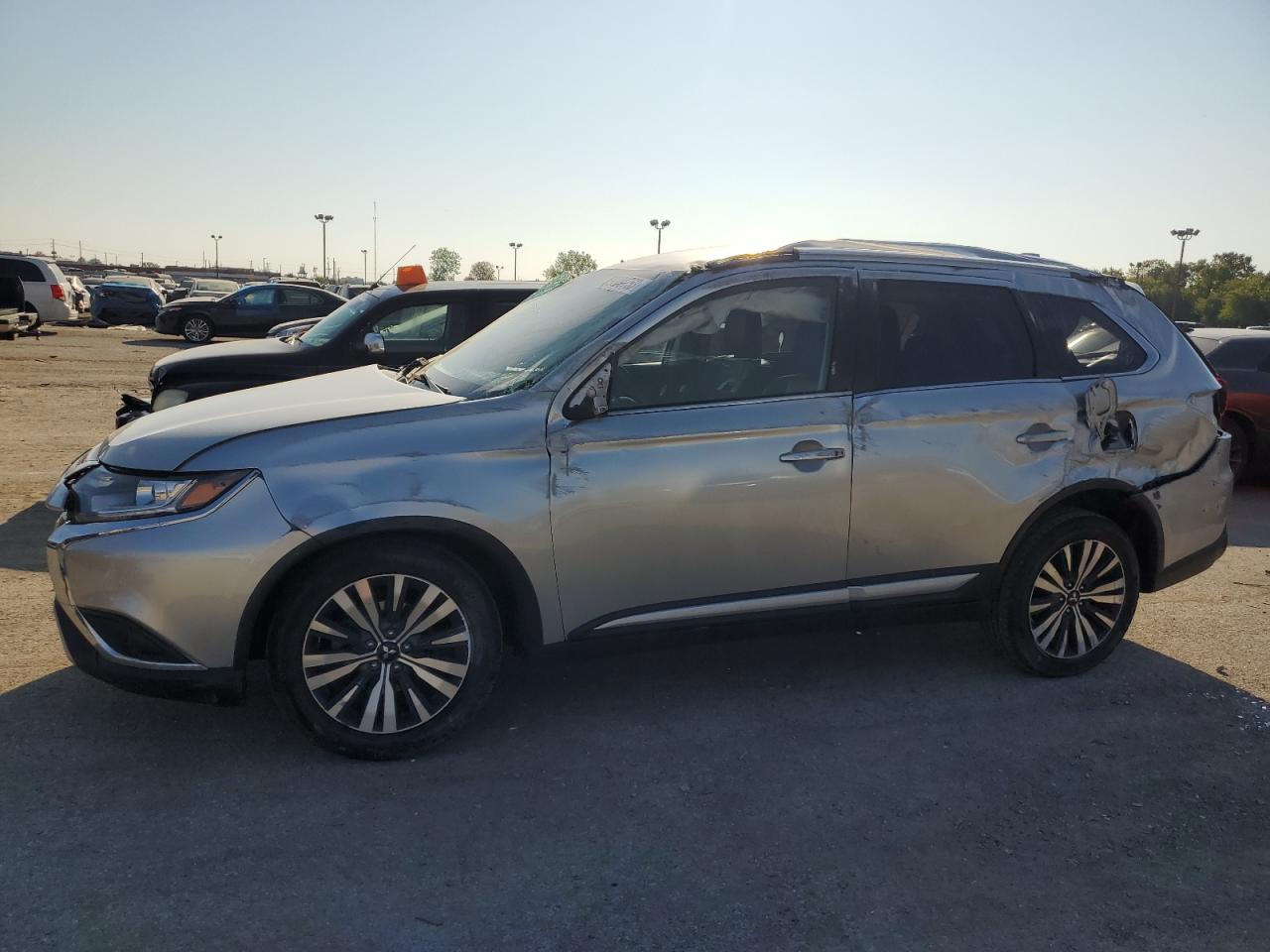 Mitsubishi Outlander 2020