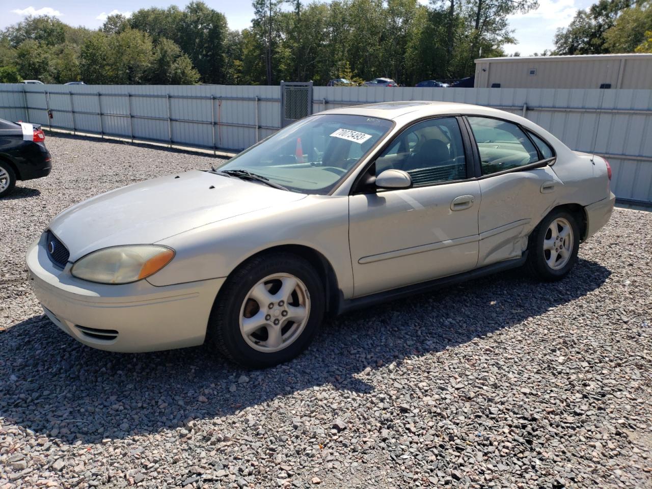 Ford Taurus 2004