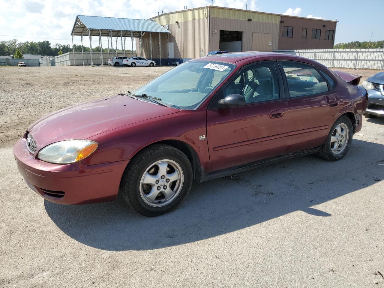 Ford Taurus 2004