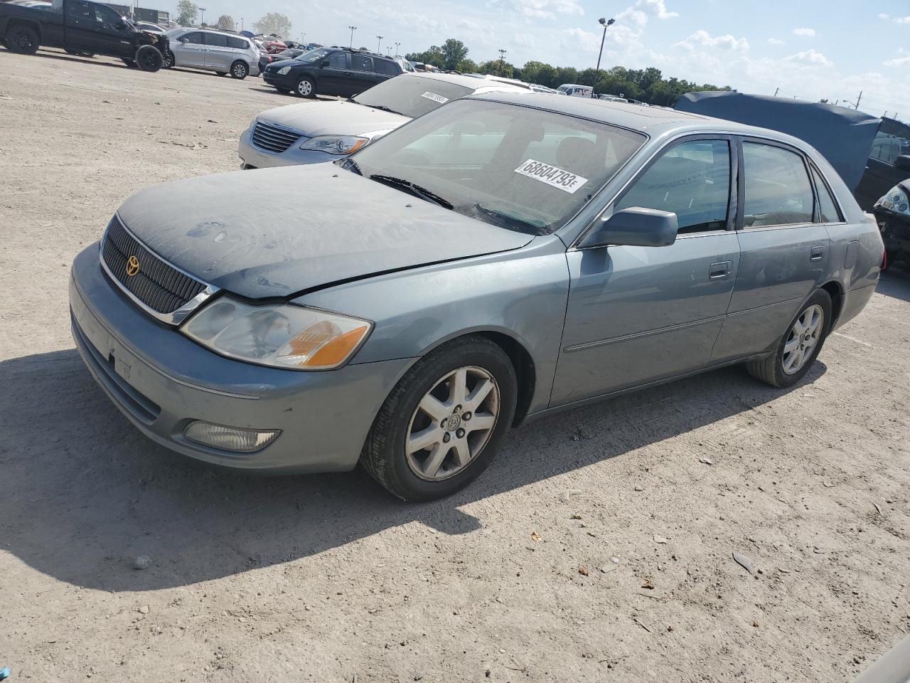 Toyota Avalon 2001