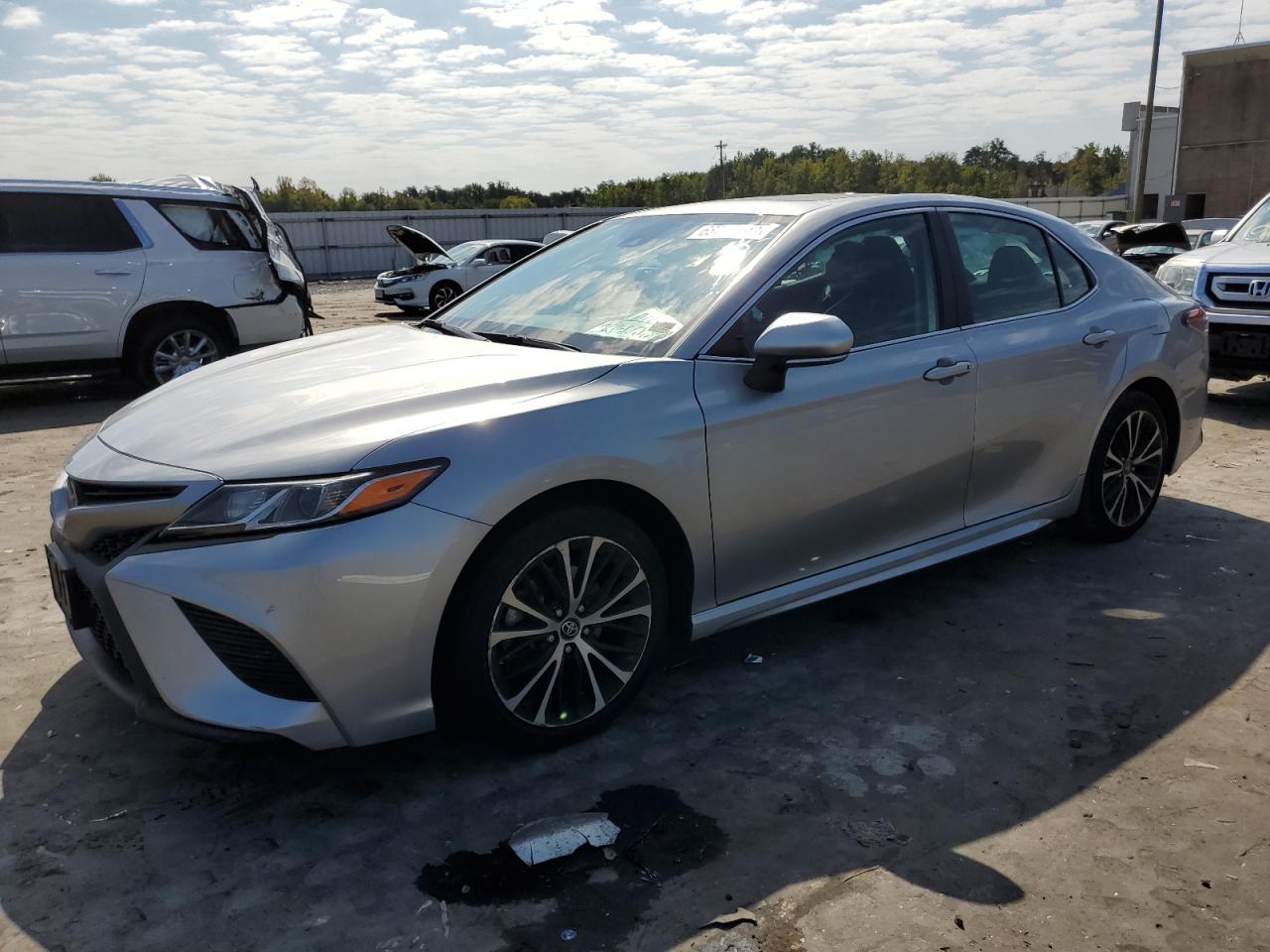 Toyota Camry 2019