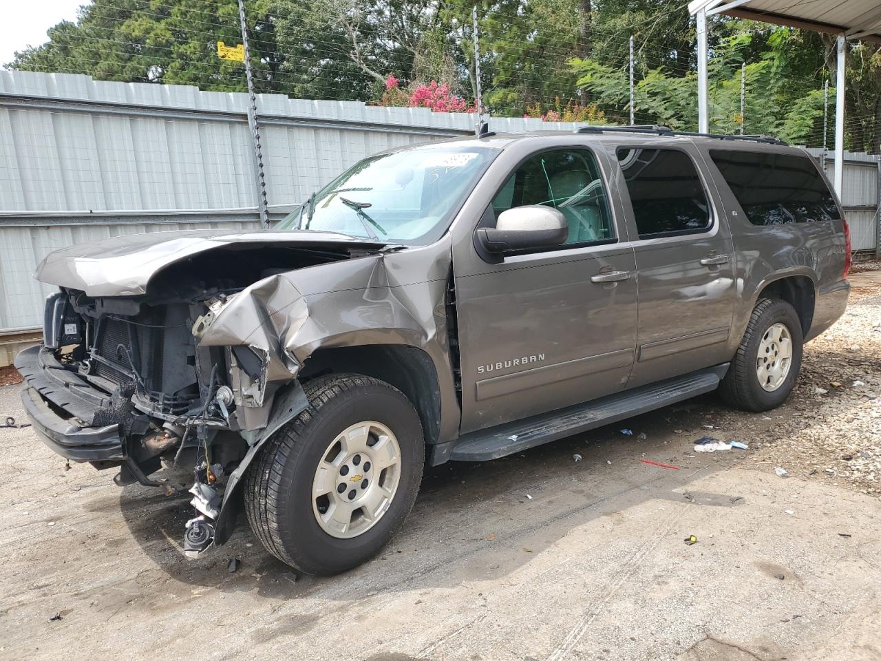 Chevrolet Suburban 2013