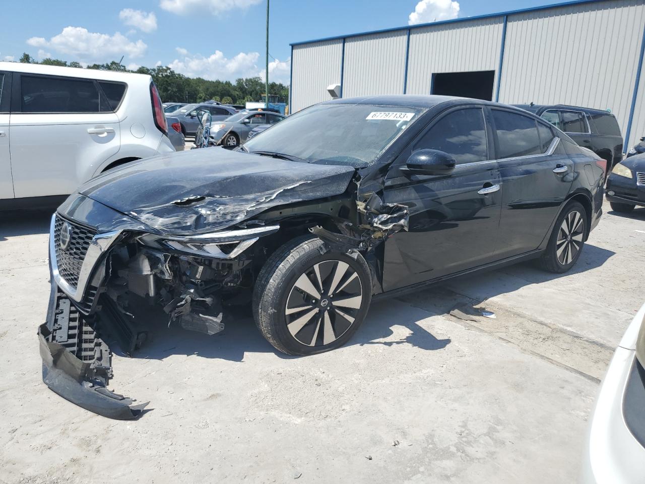 Nissan Altima 2021