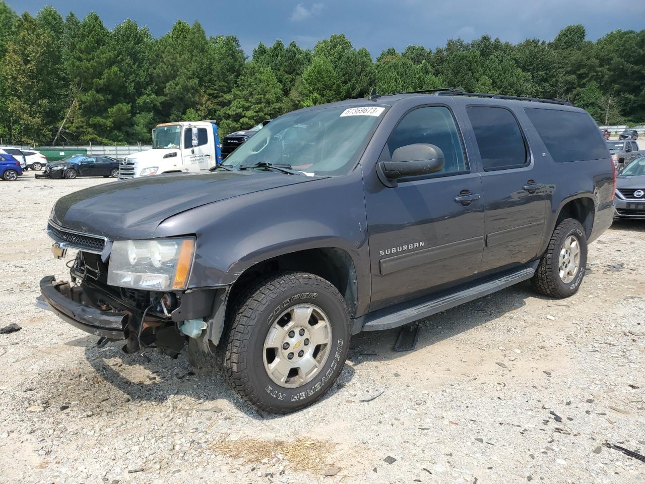 Chevrolet Suburban 2011