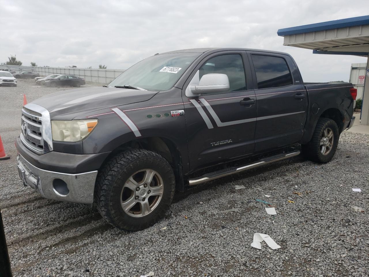Toyota Tundra 2011