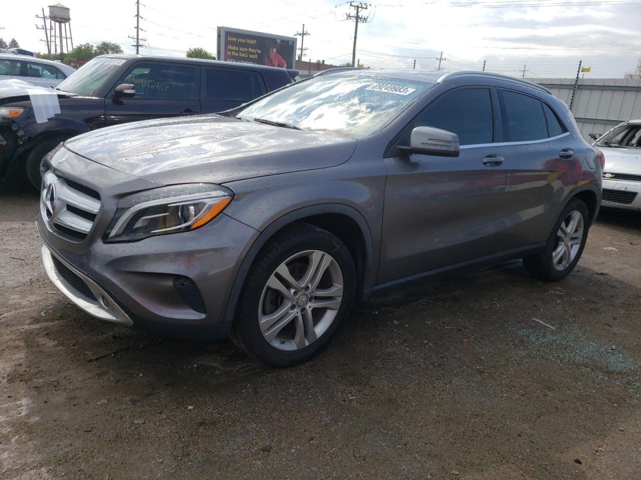 Mercedes-benz Gla-class 2015