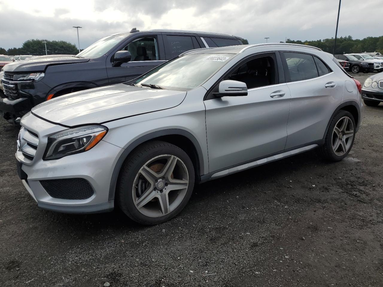 Mercedes-benz Gla-class 2015