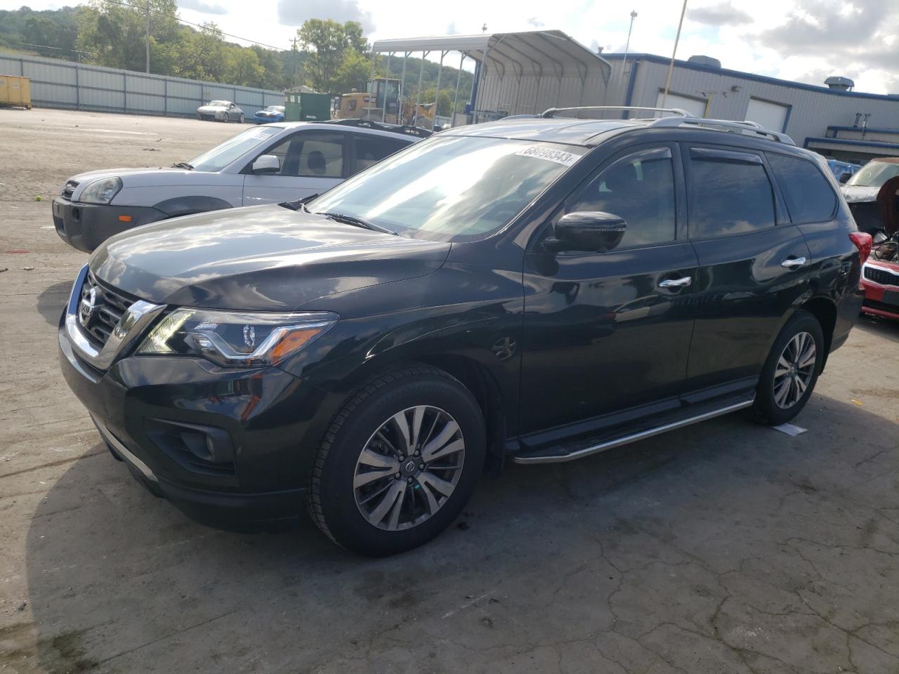 Nissan Pathfinder 2019