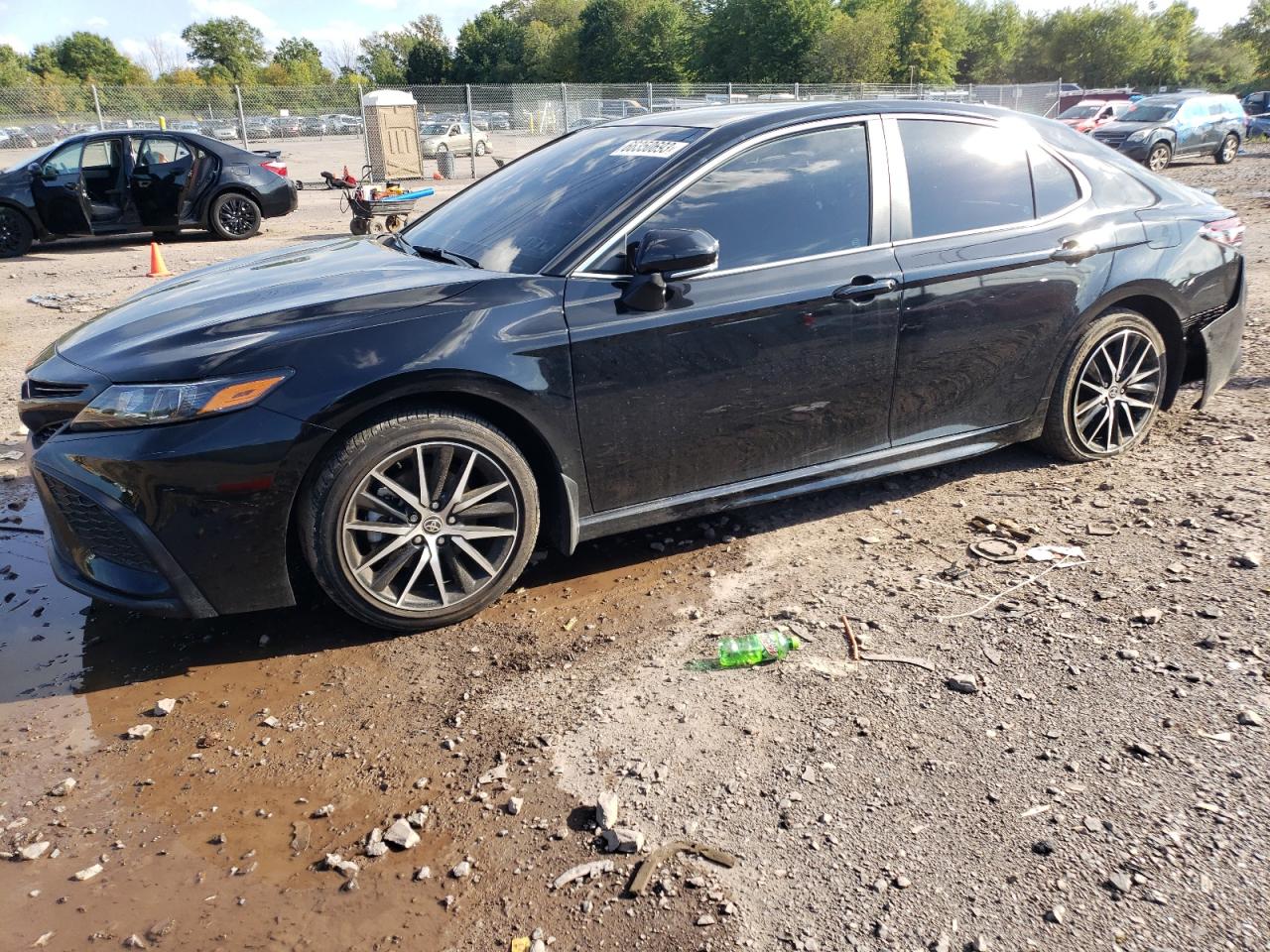 Toyota Camry 2023