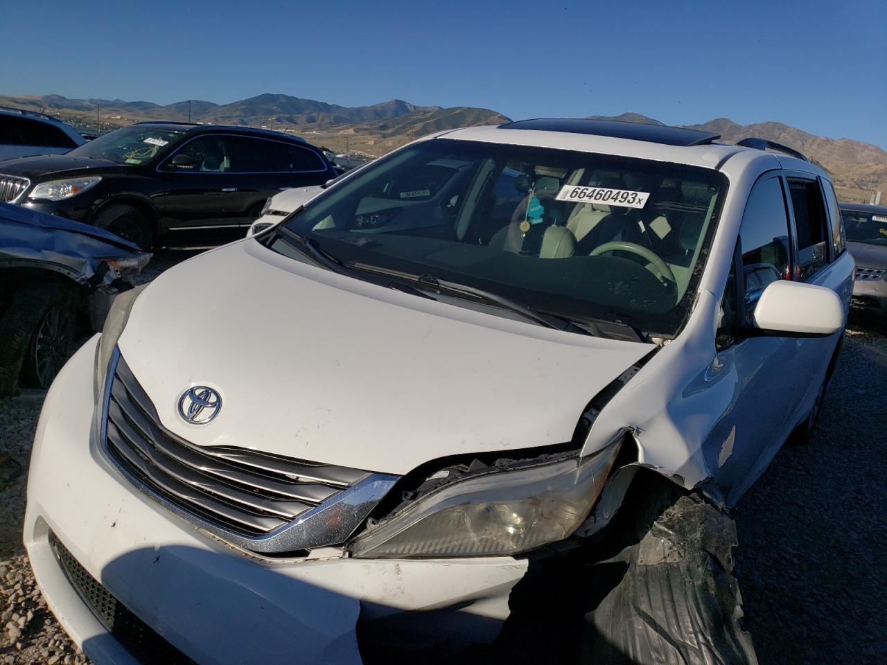 Toyota Sienna 2013