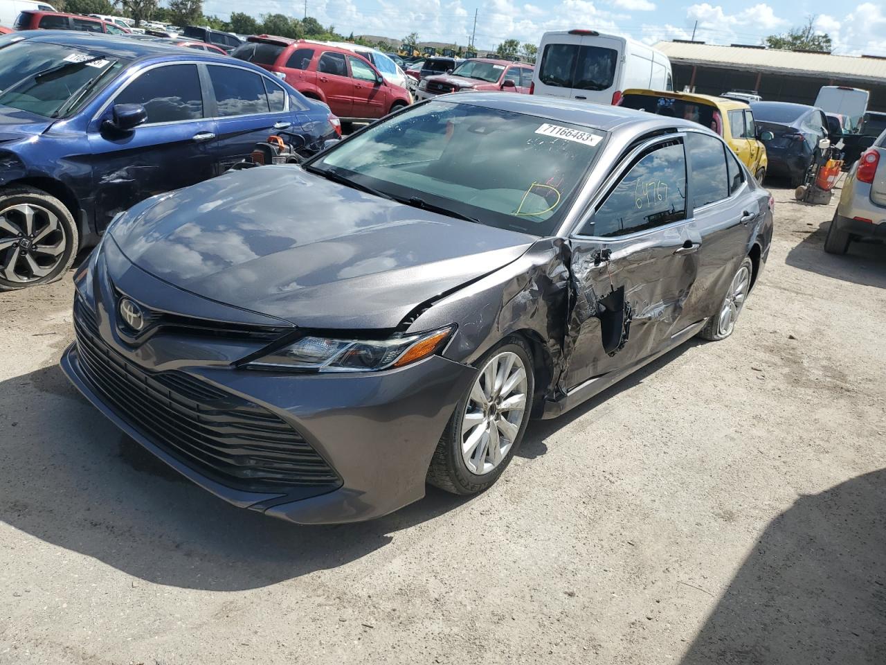 Toyota Camry 2019