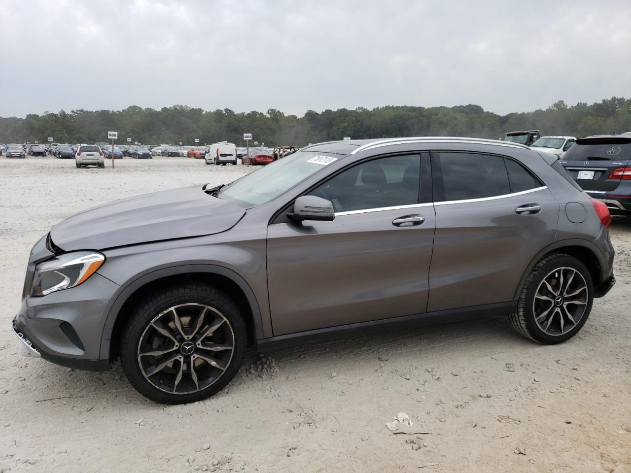 Mercedes-benz Gla-class 2017