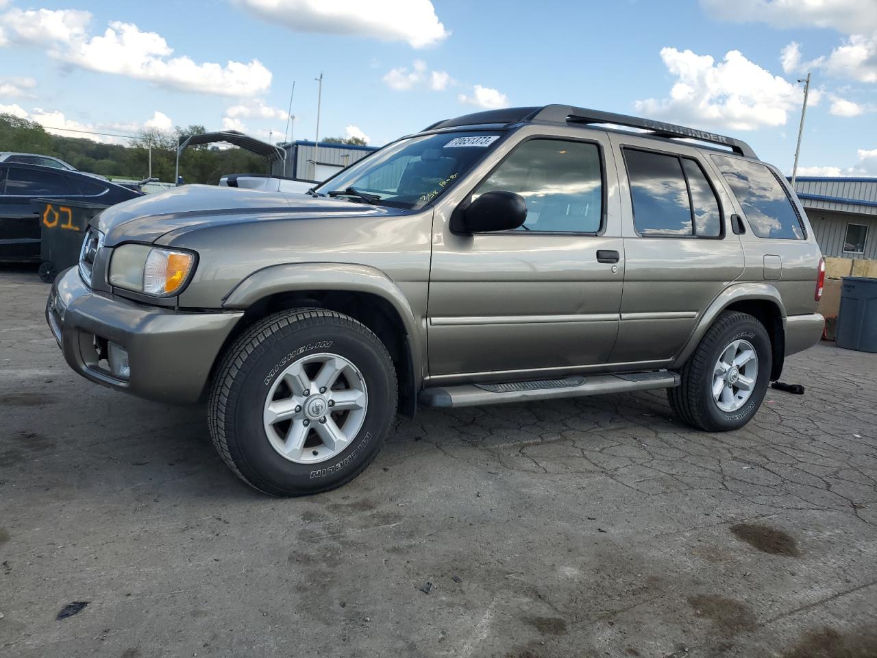 Nissan Pathfinder 2004