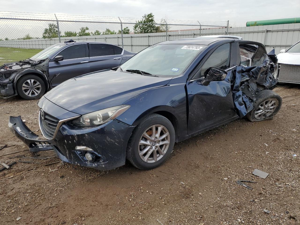 Mazda 3 2016