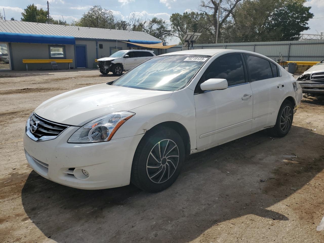 Nissan Altima 2011