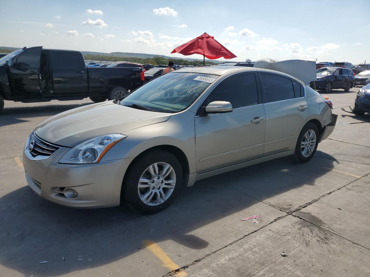 Nissan Altima 2010