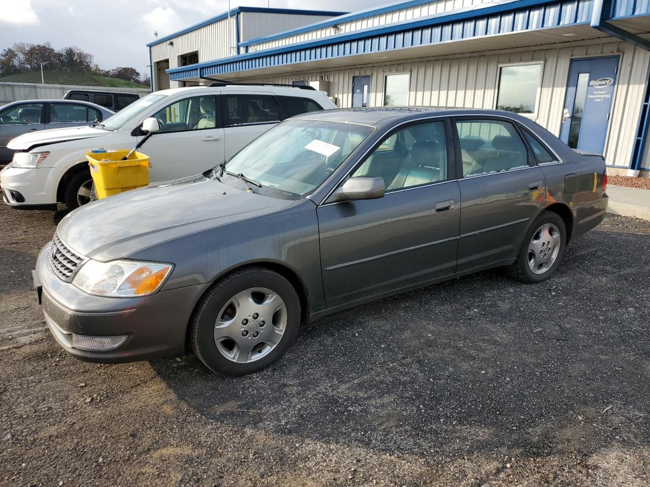 Toyota Avalon 2004