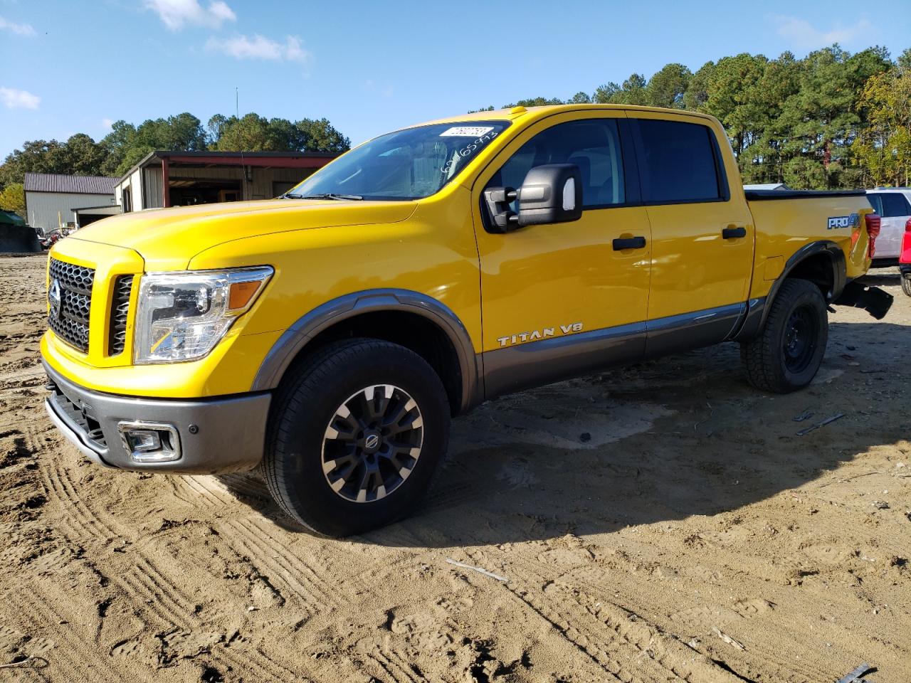 NISSAN TITAN SV 2018