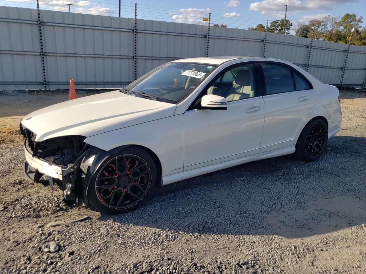 Mercedes-benz C-class 2011