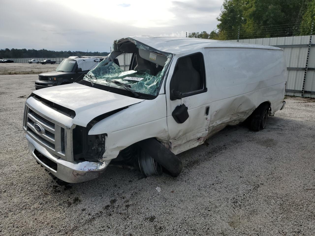 Ford Econoline van 2011