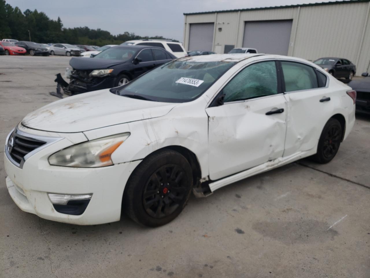 Nissan Altima 2015