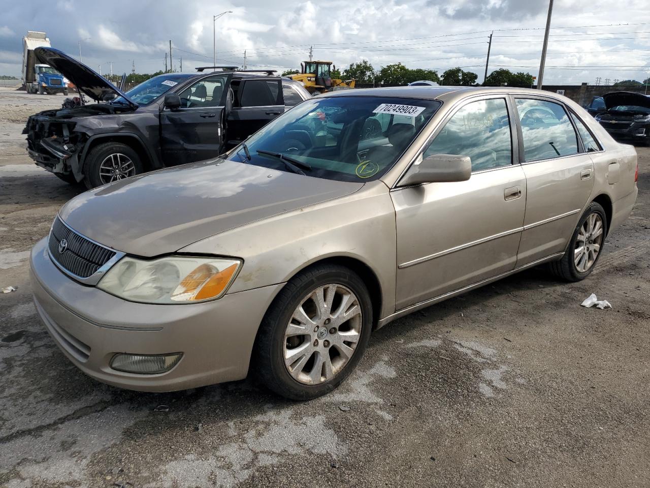 Toyota Avalon 2001