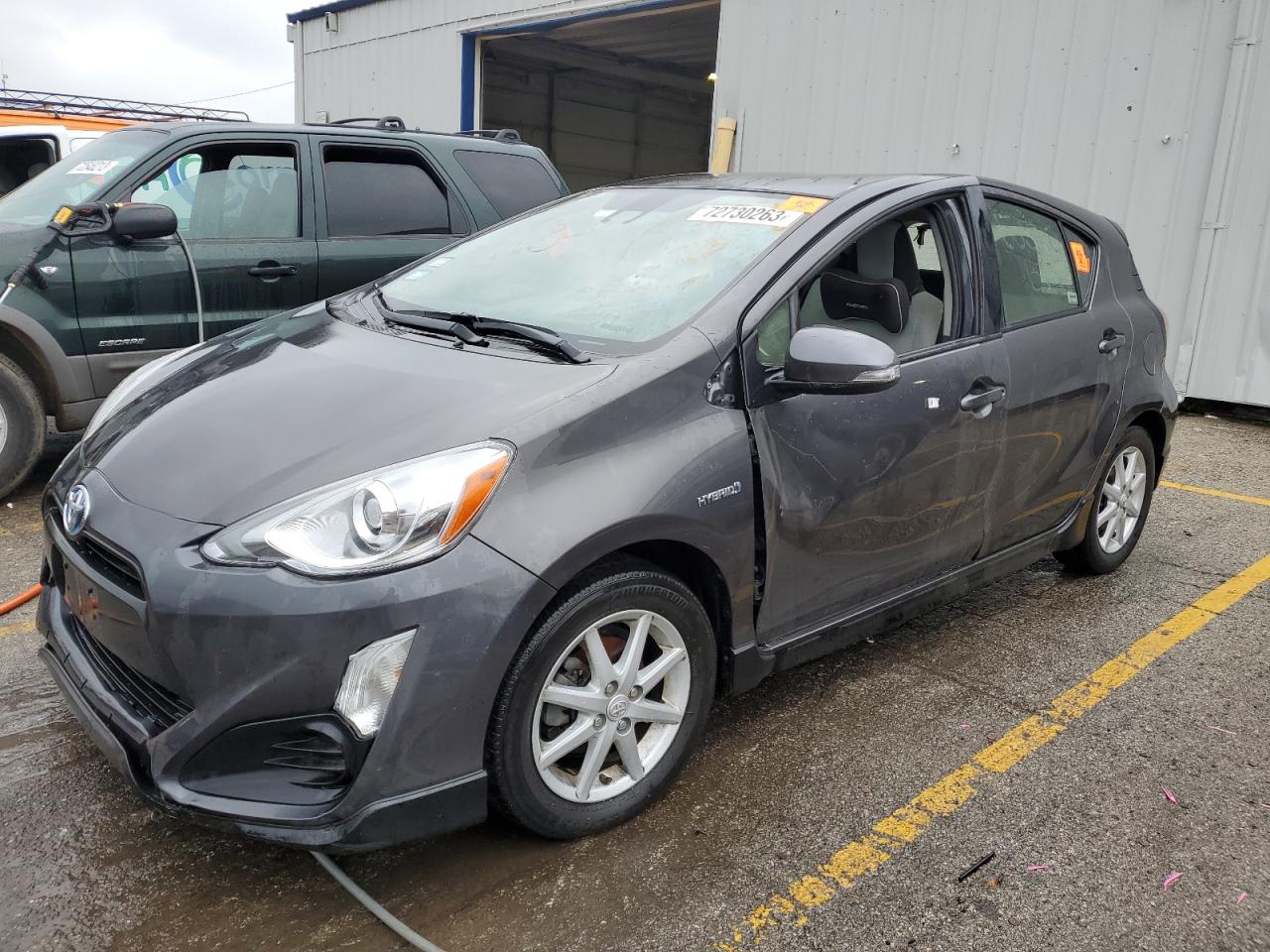 Toyota Prius c 2017