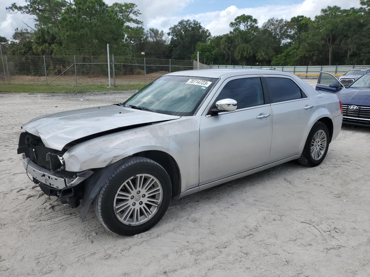 Chrysler 300 2010