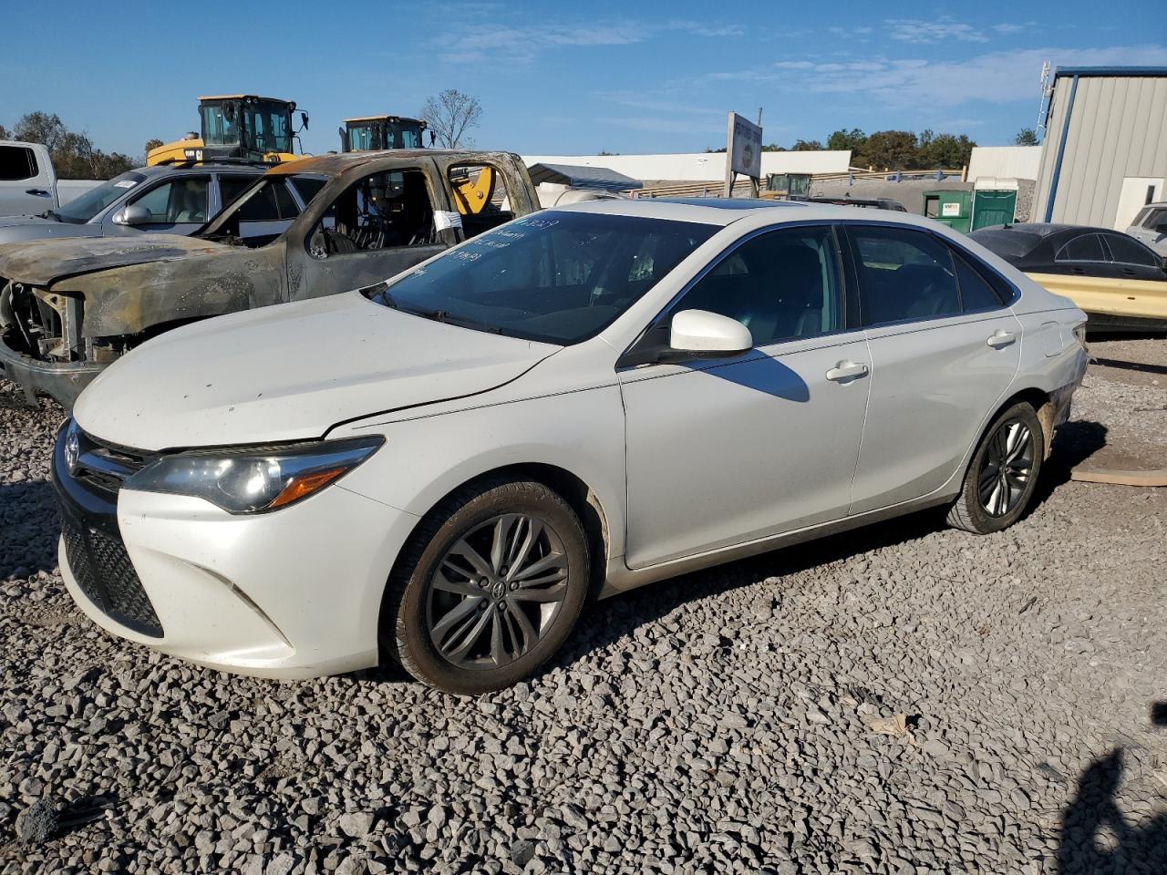 Toyota Camry 2016