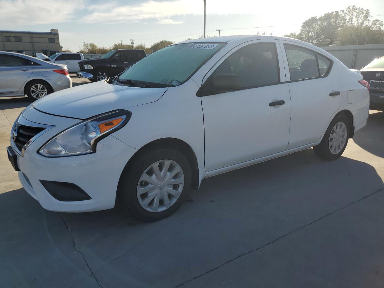 Nissan Versa 2015