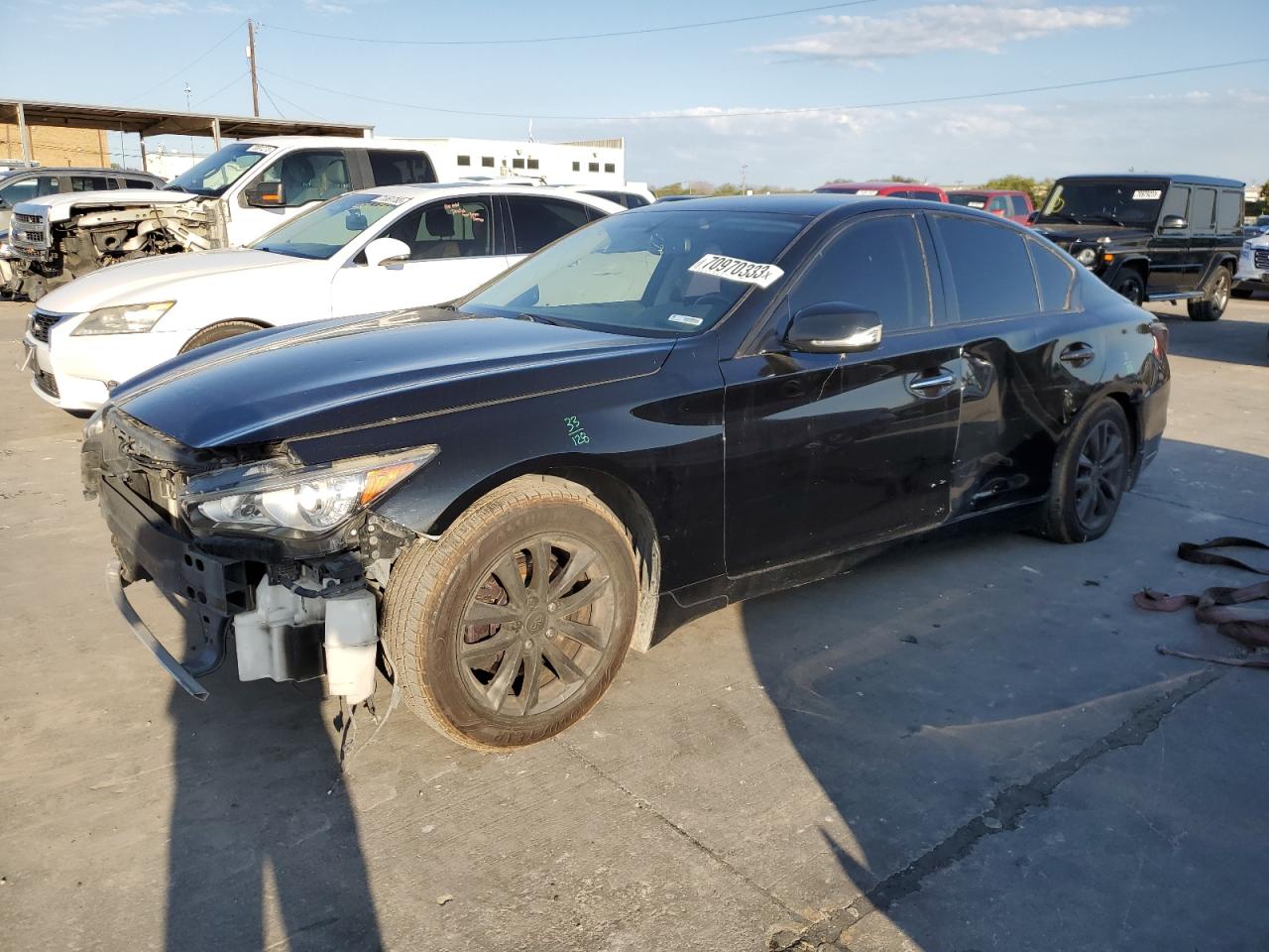 Infiniti Q50 2015