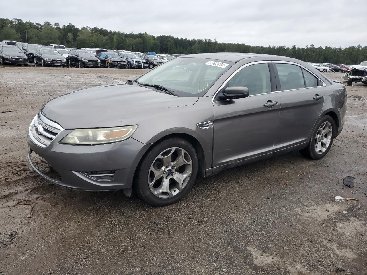 Ford Taurus 2011