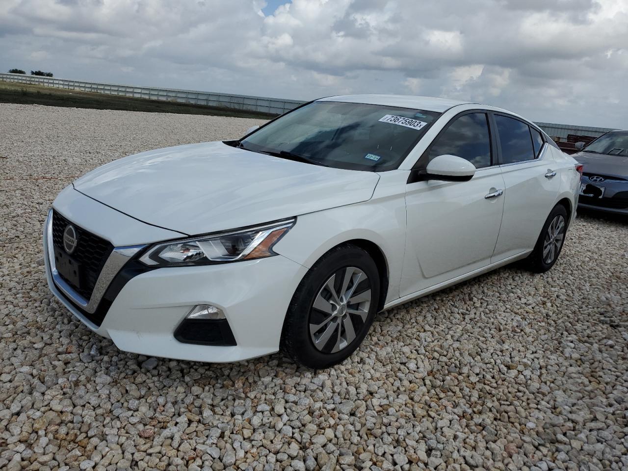 Nissan Altima 2019