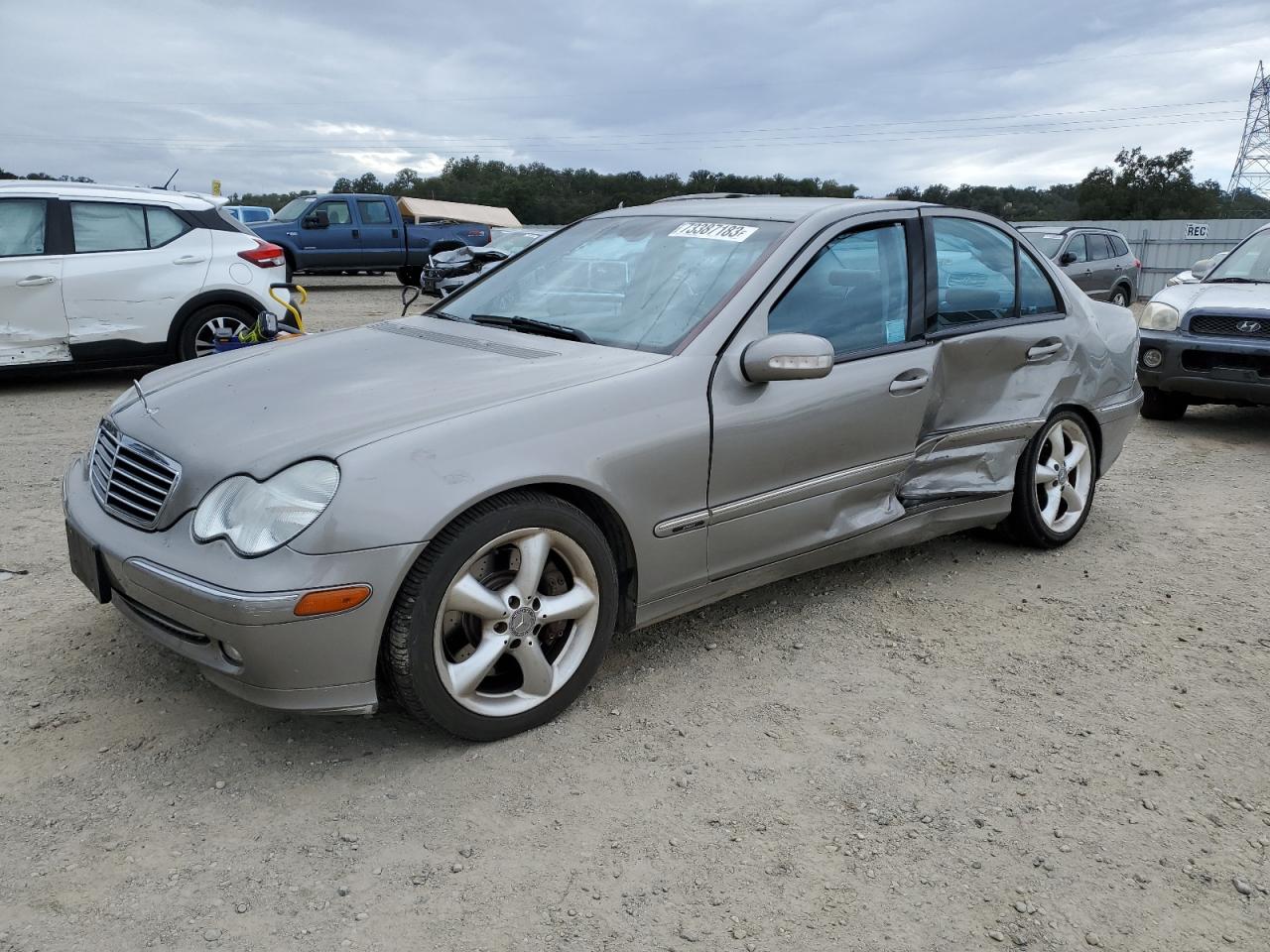 Mercedes-benz C-class 2004