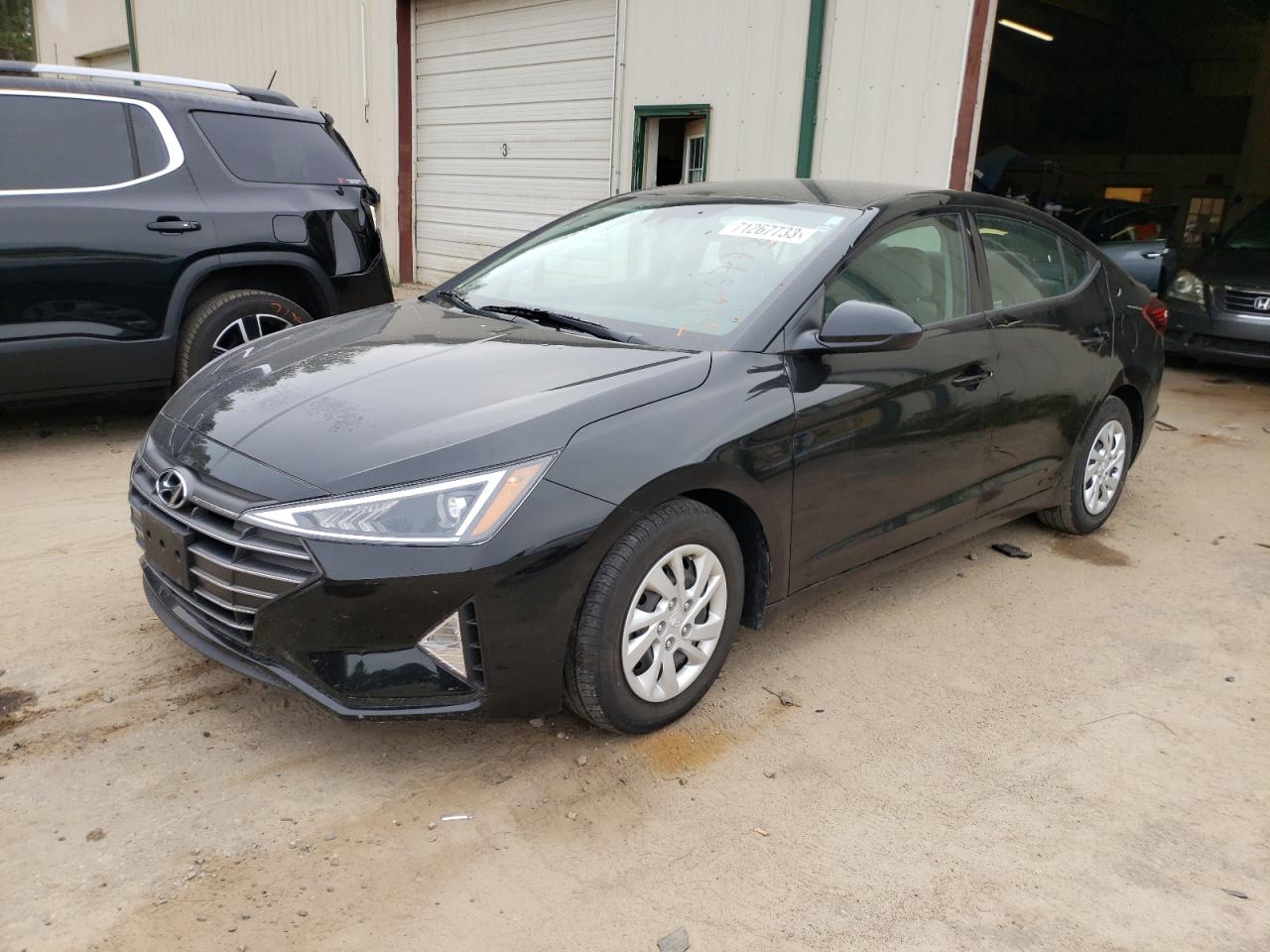 Hyundai Elantra 2020