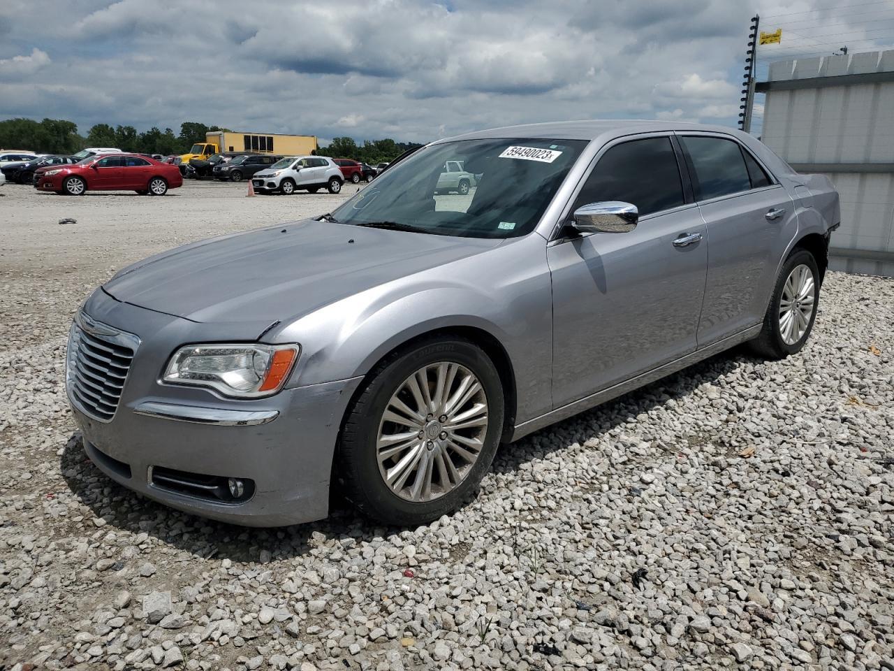 CHRYSLER 300 2013