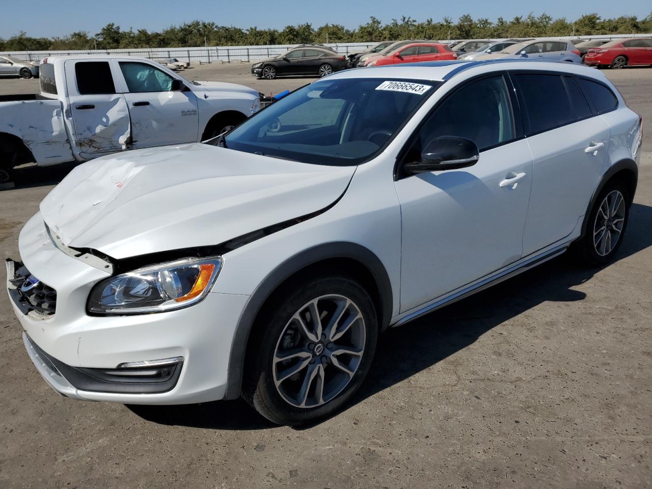Volvo V60 cross country 2018