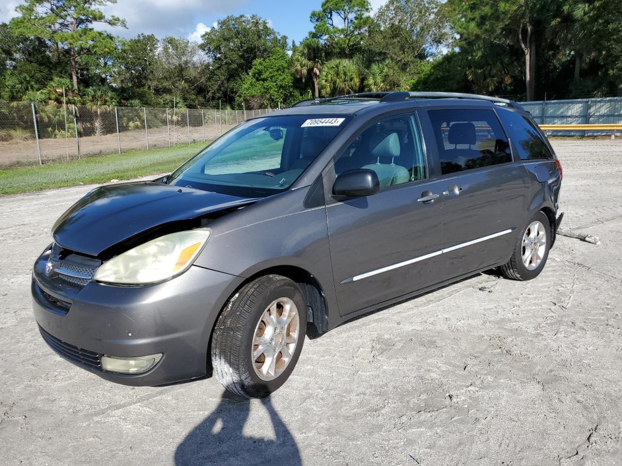 Toyota Sienna 2004