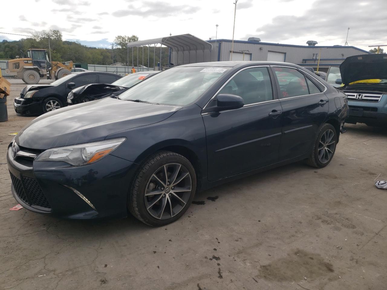 Toyota Camry 2016