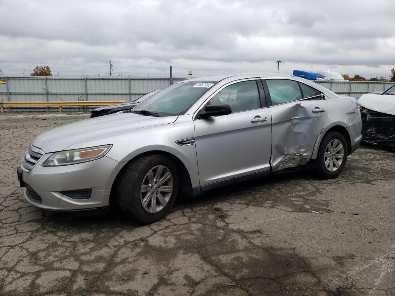 Ford Taurus 2010